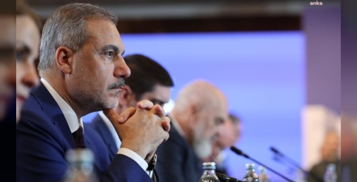 İran-ABD krizi İstanbul'da çözülüyor: Türkiye arabuluculuğunda nefesler tutuldu