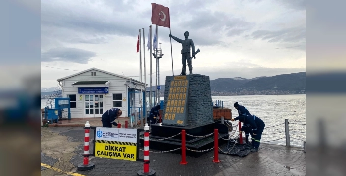 Körfez Şehitler Anıtı'nda bakım çalışması tamamlandı