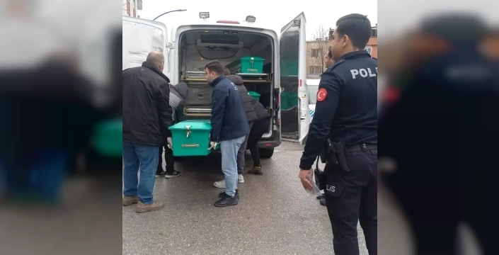 Manisa'da kaybolan kişi evinde ölü bulundu