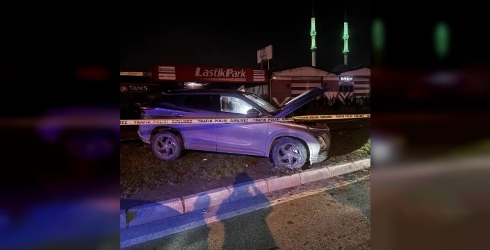 Mersin'de sollama faciası: Refüjde bekleyenlere çarpan araç üç can aldı