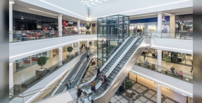 Rusya'daki alışveriş merkezlerinde satılan tüm spor ayakkabılar sahte çıktı!