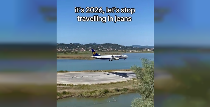 Ryanair'in 'kot pantolon' çağrısı sosyal medyada alay konusu oldu