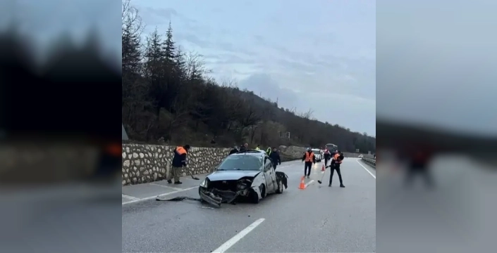 Amasya'da feci kaza: Aynı aileden dört kişi yaralandı, çocukların durumu kritik