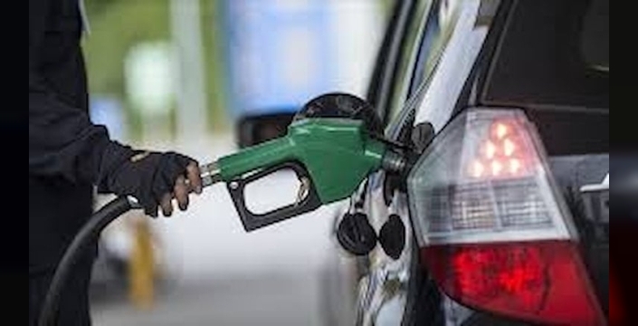 Avrupa'da enerji krizi: Akaryakıt fiyatları 2 euroyu aştı