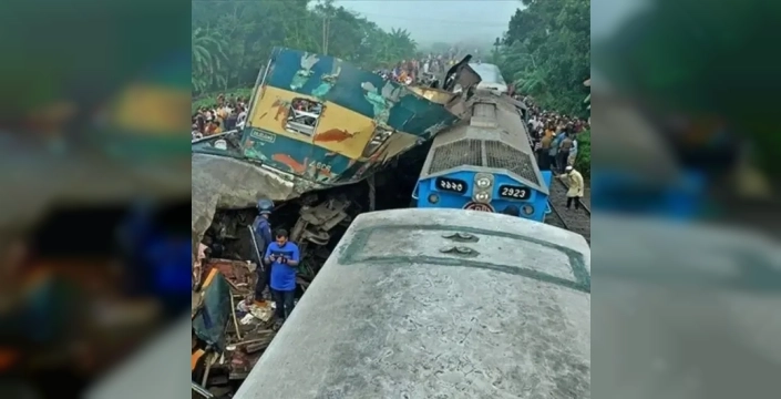 Bangladeş'te otobüs ve tren çarpıştı: 12 ölü, 20 yaralı