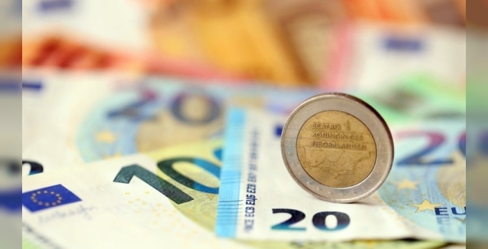 Bankacılık devi UBS, Avrupa Merkez Bankası'nın faiz artırımlarını açıkladı