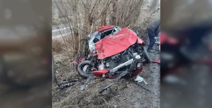 Erzurum'da trafik faciası: Aynı aileden iki can kaybı, beş kişi ağır yaralı
