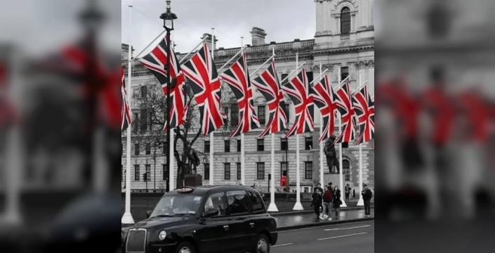 İngiltere ve İrlanda, Umman ve BAE'deki vatandaşlarını tahliye etmeye başlıyor