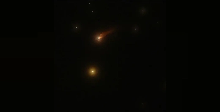 İran'dan Tel Aviv'e füze saldırısı: Sirenler çaldı, patlamalar yaşandı