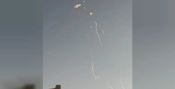 Katar hava savunmasından nefes kesen operasyon: İran'dan gelen füzeler ve İHA'lar engellendi