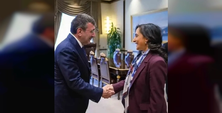 Külliye'de kritik görüşme: Yılmaz ve Anand'dan savaş ve diplomasi mesajları