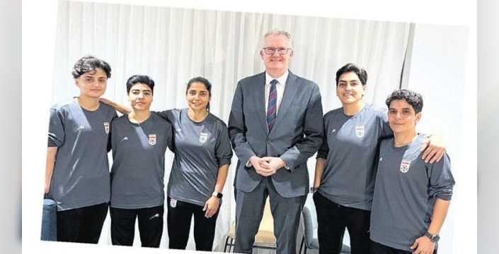 Trump'tan İran'a şok tehdit: Hürmüz'ü kapatırsanız Harg Adası'nı vururuz