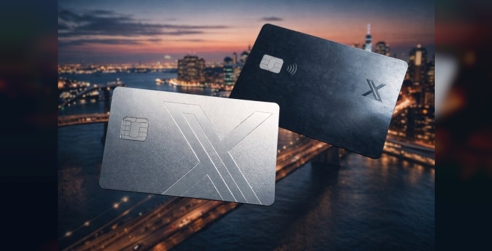 X, William Shatner ile birlikte X Money davetiyeleri dağıtıyor