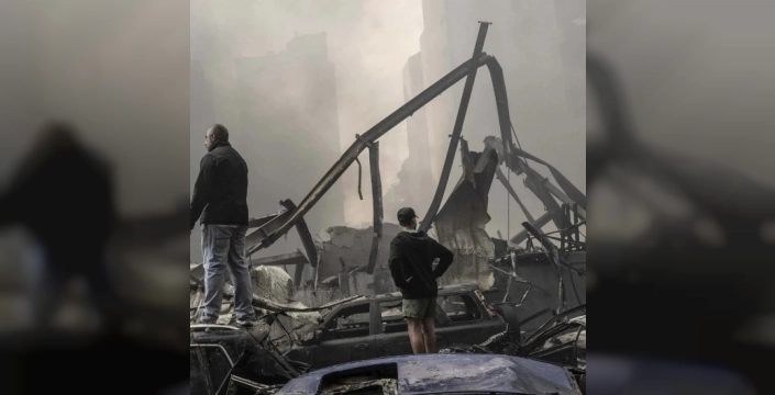 Ateşkesin ilk gününde Lübnan'a büyük saldırı: Sivil kayıplar alarm veriyor