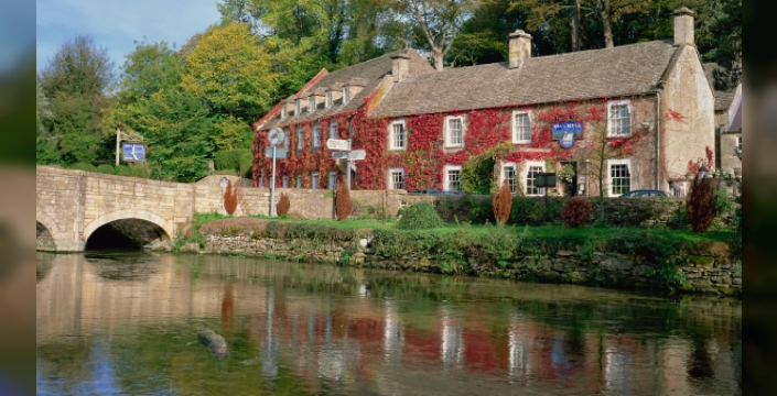 En güzel köyde hayat kabusa döndü: Turist akını yaşanmaz hale getirdi