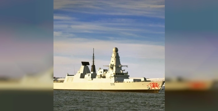 İngiltere, Doğu Akdeniz'deki HMS Dragon gemisini limana çekiyor