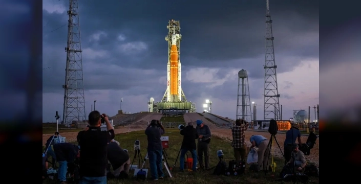 İnsanlık yeniden Ay'a yolculuk için geri sayımda: Artemis 2 görevi başlıyor